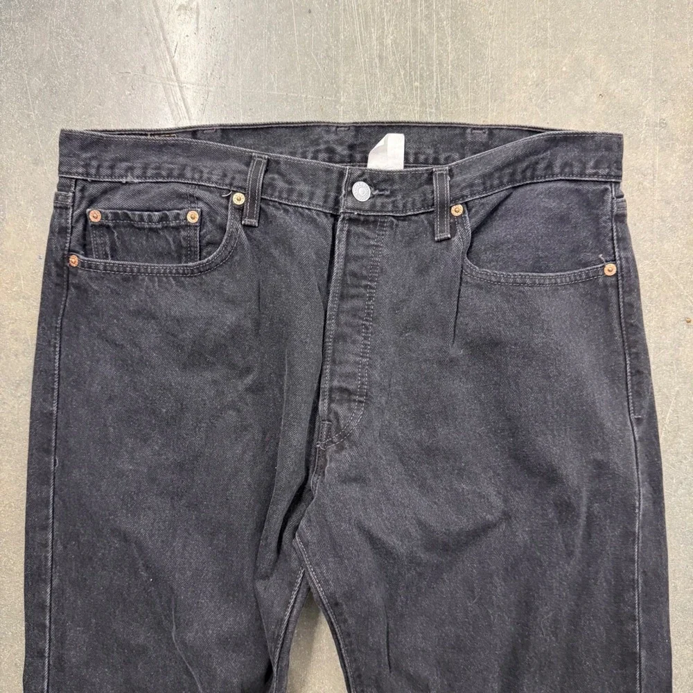 Vintage Levis 501 Mens Black Jeans Straight Leg Button Fly Denim 38x30